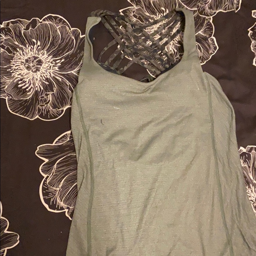 CAMO/POLKA DOT LULULEMON tank top